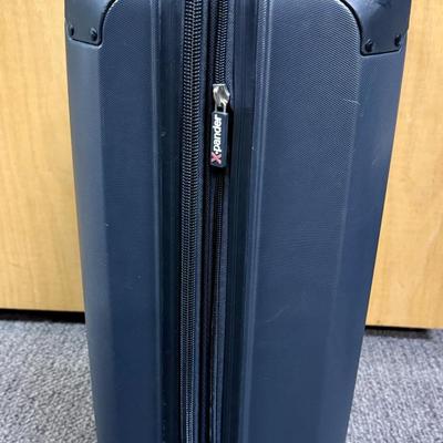 Ricardo Beverly Hills Hardside Spinner Suitcase - Carry-on Size (1 of 2 on AUCTION)