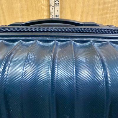 Ricardo Beverly Hills Hardside Spinner Suitcase - Carry-on Size (1 of 2 on AUCTION)