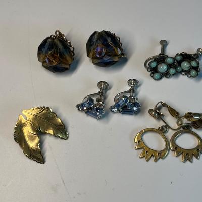Vintage Clip-on Earrings