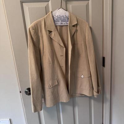 Burberry, Brooks Brothers, and More Women’s Pant Suite and Blazers - Size 12-16 (GB2-DZ)