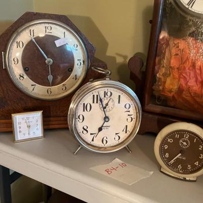 Clocks (6)
