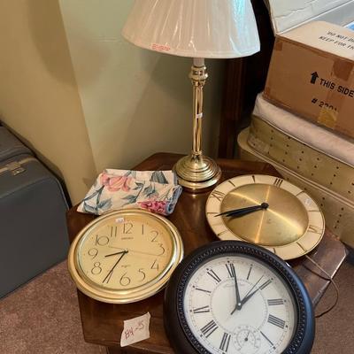 End Table & Clocks with Lamp