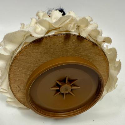 VINTAGE Lanakila Hawaiian Wedding Song Revolving Music Box Doll