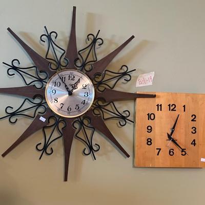 MCM Clock & Butcher Block Clock and Lamp