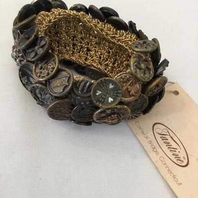 Rare from last century buttons, handcraft, vintage, gold, toned button stretch bracelet