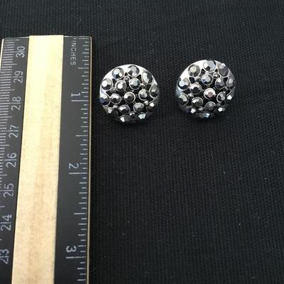 Cute Circular, rhinestone stud earrings