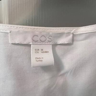 Assortment of Women’s Casual Tops - Size M-XL (GB2-DZ)