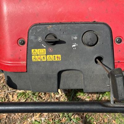 LOT 3S: Toro Power Clear 210R Snow Blower