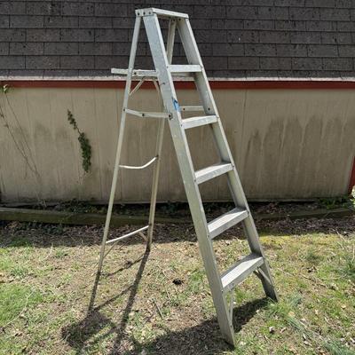 LOT 6S: Workmate 225 Portable Project Center & Vice, Sawhorses & 5 Step Ladder