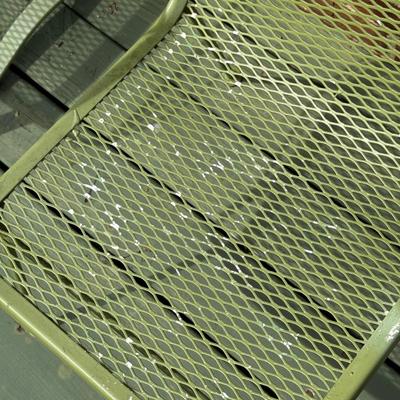 LOT 7P: Green Outdoor Patio Furniture