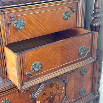 LOT 9X: Vintage Tallboy Dresser