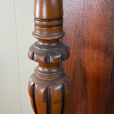 LOT 9X: Vintage Tallboy Dresser