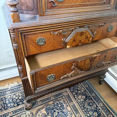 LOT 9X: Vintage Tallboy Dresser