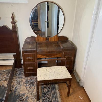 LOT 13X: Vintage Vanity w/ Circle Mirror & Bench
