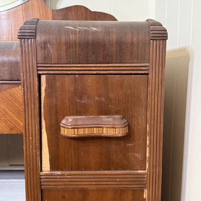 LOT 13X: Vintage Vanity w/ Circle Mirror & Bench