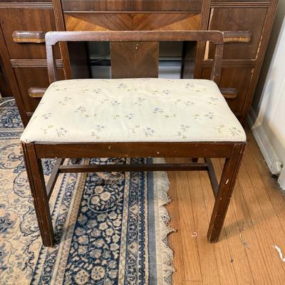 LOT 13X: Vintage Vanity w/ Circle Mirror & Bench
