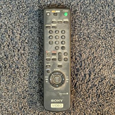 LOT 18Y: Sony Bravia TV Model KDL-46V3000