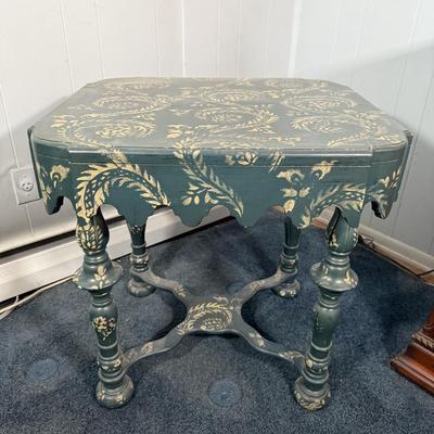 LOT 19Y: Vintage Painted Side Table