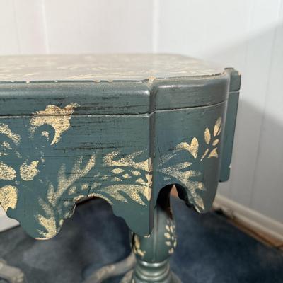 LOT 19Y: Vintage Painted Side Table