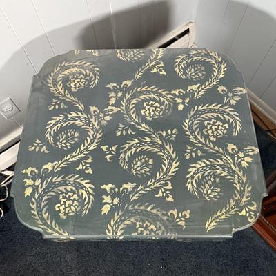 LOT 19Y: Vintage Painted Side Table