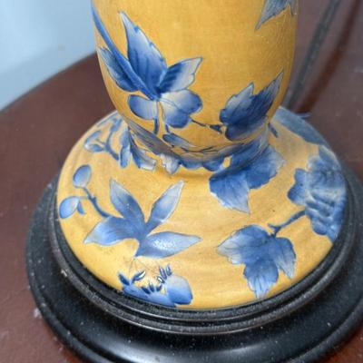 LOT 22Y: Vintage Brass Footed Circle Side Table w/ Matching Ceramic Table Lamps