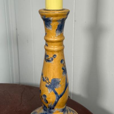 LOT 22Y: Vintage Brass Footed Circle Side Table w/ Matching Ceramic Table Lamps