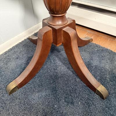 LOT 22Y: Vintage Brass Footed Circle Side Table w/ Matching Ceramic Table Lamps