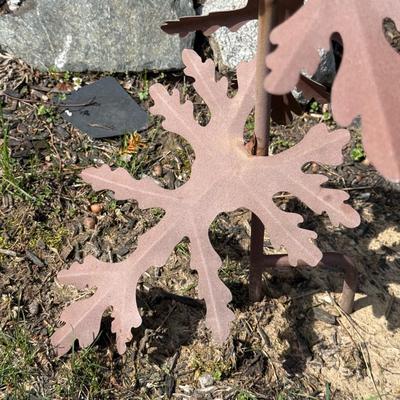 LOT 29: Beautiful Metal Yard Decor, Plant Stand & Garden Stake Flower Torch