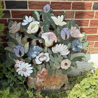 LOT 29: Beautiful Metal Yard Decor, Plant Stand & Garden Stake Flower Torch
