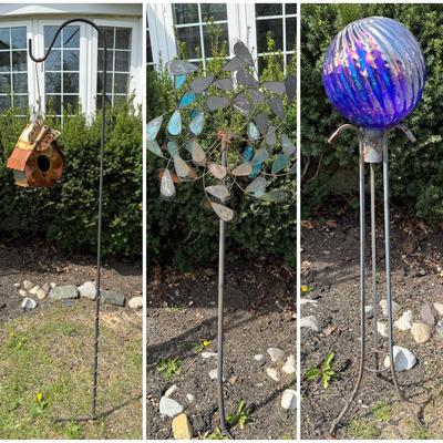 LOT 30: Garden Stake Metal Birdhouse w/ Shepherd's Hook, Wind Sculpture & Gazing Ball
