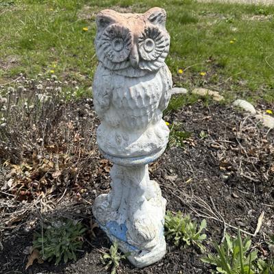 LOT 31: Concrete Owl Statue w/ Base