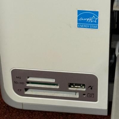 LOT 36B: HP Photosmart D7560 & HP Photosmart B8550