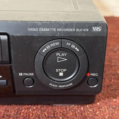 LOT 39B: Sony Video Cassette Recorder SLV-478