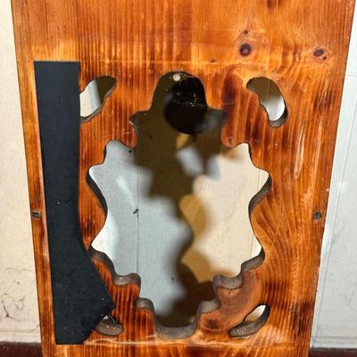 LOT 123B: Vintage Wooden Hanging Wall Clock