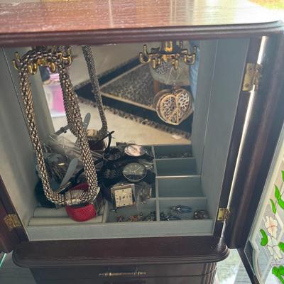 M8394 Stained Glass Doors Jeeelry Box with Costume Jewelry