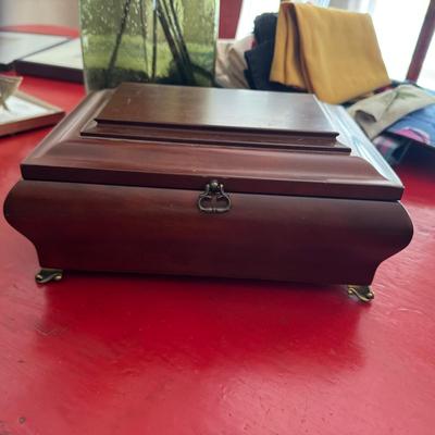 M8396 Mahogany Jewelry Box with Costume Jewelry