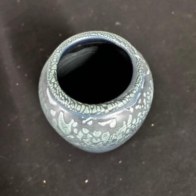 Hampshire Pottery vase
