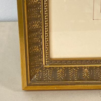 LOT 16: Decorative Arts, Inc. Framed Floral Artwork
