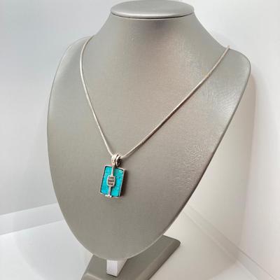 LOT 22: Italy 925 Silver Necklace with Interchanging Gemstones - Tw. 25.9g, 24"