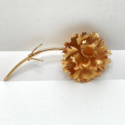 LOT 24: Large Collection of Gold Tone Jewelry - Pins, Brooches and Ring