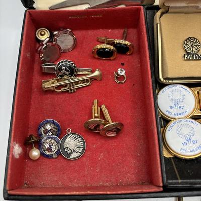 LOT 81 Men's Jewelry Collection: Cufflinks, Tie Clips, Buxton Wallet