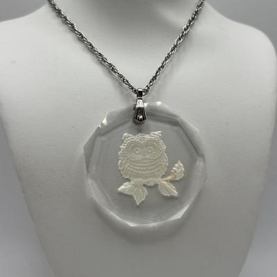 LOT 83: Vintage 20" Hallmark Glass Hand Carved Intaglio Owl Pendant Necklace in Original Box