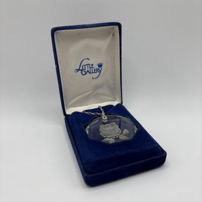LOT 83: Vintage 20" Hallmark Glass Hand Carved Intaglio Owl Pendant Necklace in Original Box