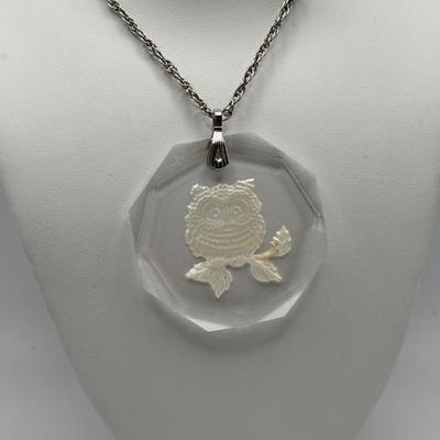 LOT 83: Vintage 20" Hallmark Glass Hand Carved Intaglio Owl Pendant Necklace in Original Box