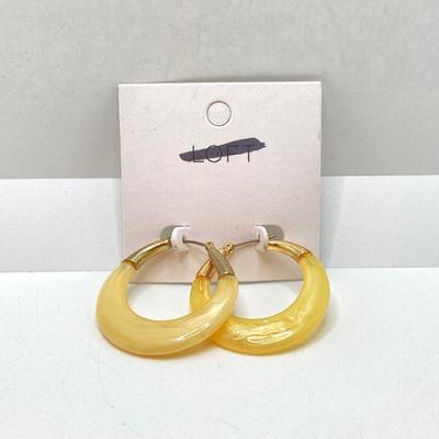 LOT 89: Fashion Jewelry - Pair of Hoop Earrings with Monet Necklace