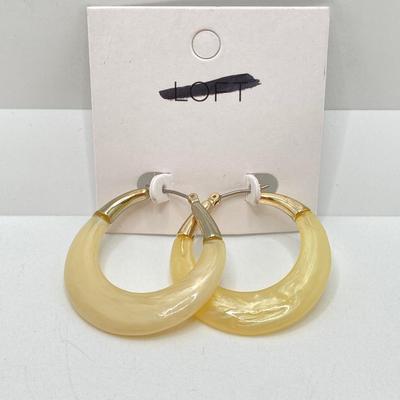 LOT 89: Fashion Jewelry - Pair of Hoop Earrings with Monet Necklace