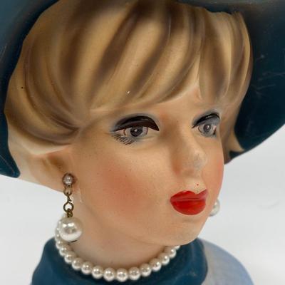 LOT 100: Vintage Napco Ware Lady Head Vase
