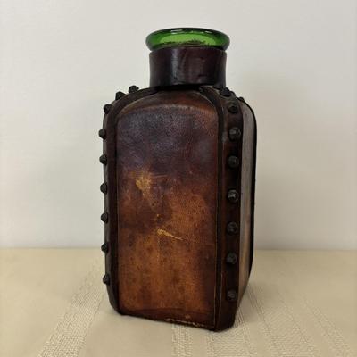 LOT 111: Wooden Duck Decoy Box, Mallards in Flight Avon Serving Tray and Leather Wrapped Vessel/Vase-Italy