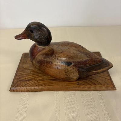 LOT 111: Wooden Duck Decoy Box, Mallards in Flight Avon Serving Tray and Leather Wrapped Vessel/Vase-Italy