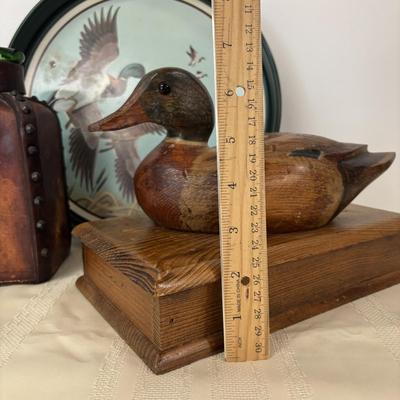 LOT 111: Wooden Duck Decoy Box, Mallards in Flight Avon Serving Tray and Leather Wrapped Vessel/Vase-Italy
